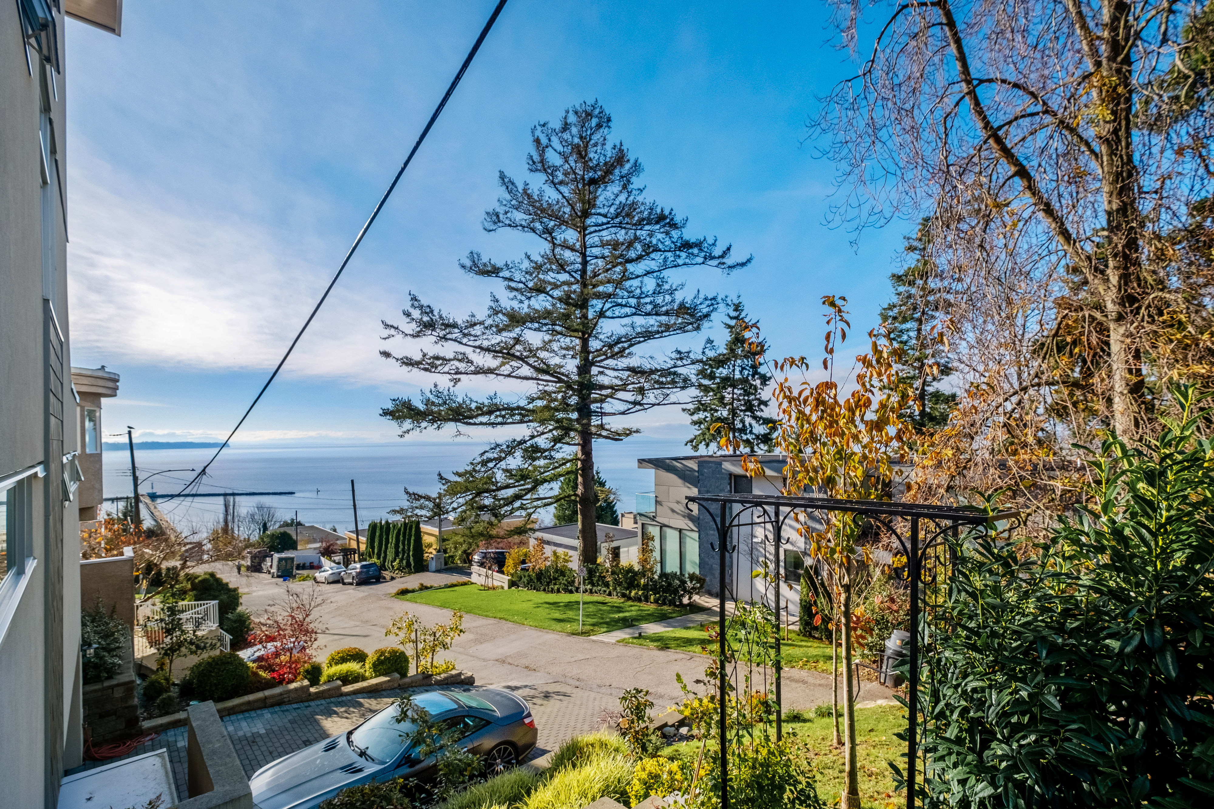 15046 Buena Vista Avenue